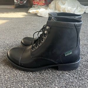 Men’s size 8 (41) High Fidelity Cap Toe Boot new without tag